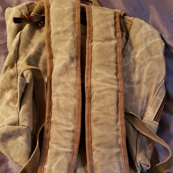 Backpack - Picture 2 of 2